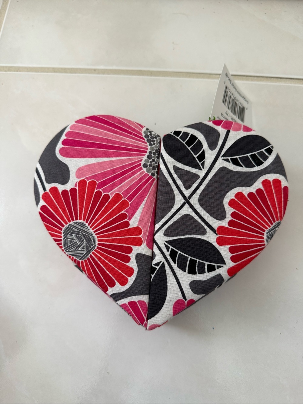 Vera Bradley Heart to Heart Shaped Jewelry Case in Cherry Blossoms NWT